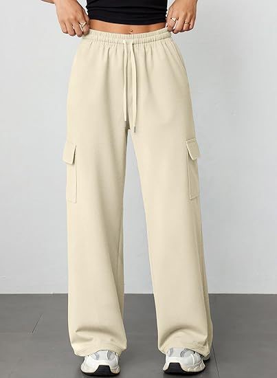 Wide cargo jogger pants for women with practical pockets Lune London