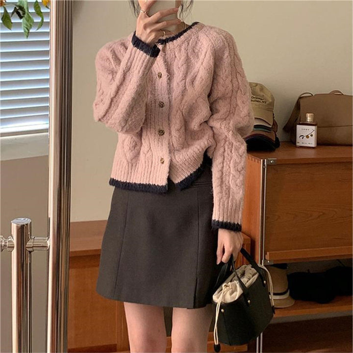 Cardigan en tricot pour femmes en motif à câble classique Chic & Stil