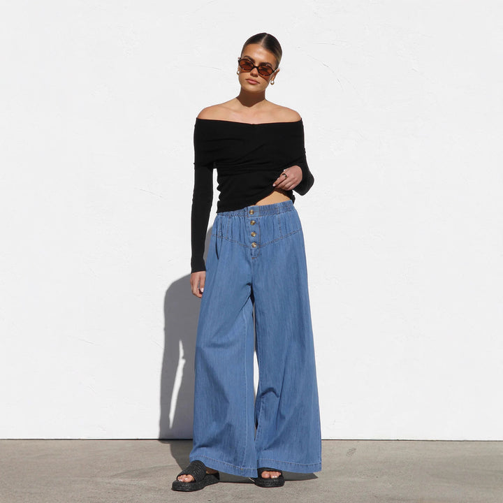 Ladies wide denim hotpants with elastic waistband and button details Lune London