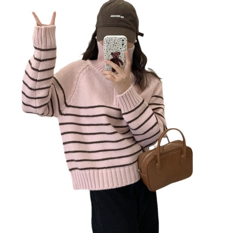 Sweater décontracté pour femmes avec design rayé et demi-zip Chic & Stil