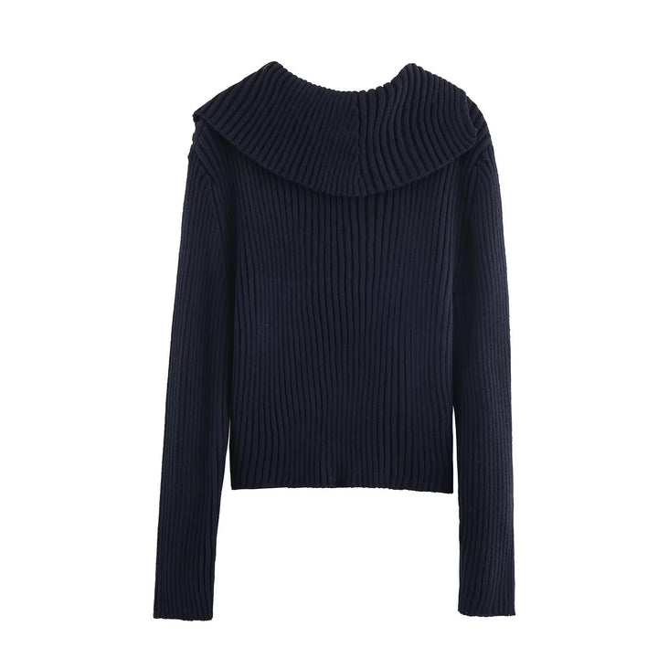 Stylish and trendy knitted jacket for women with large collar Lune London