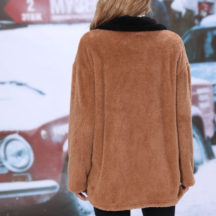 Ladies Cozy Fleece Jacket with Contrasting Pockets Lune London