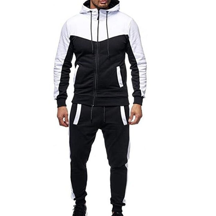 Sporty Men's Tracksuit with Hood and Practical Chic Pockets