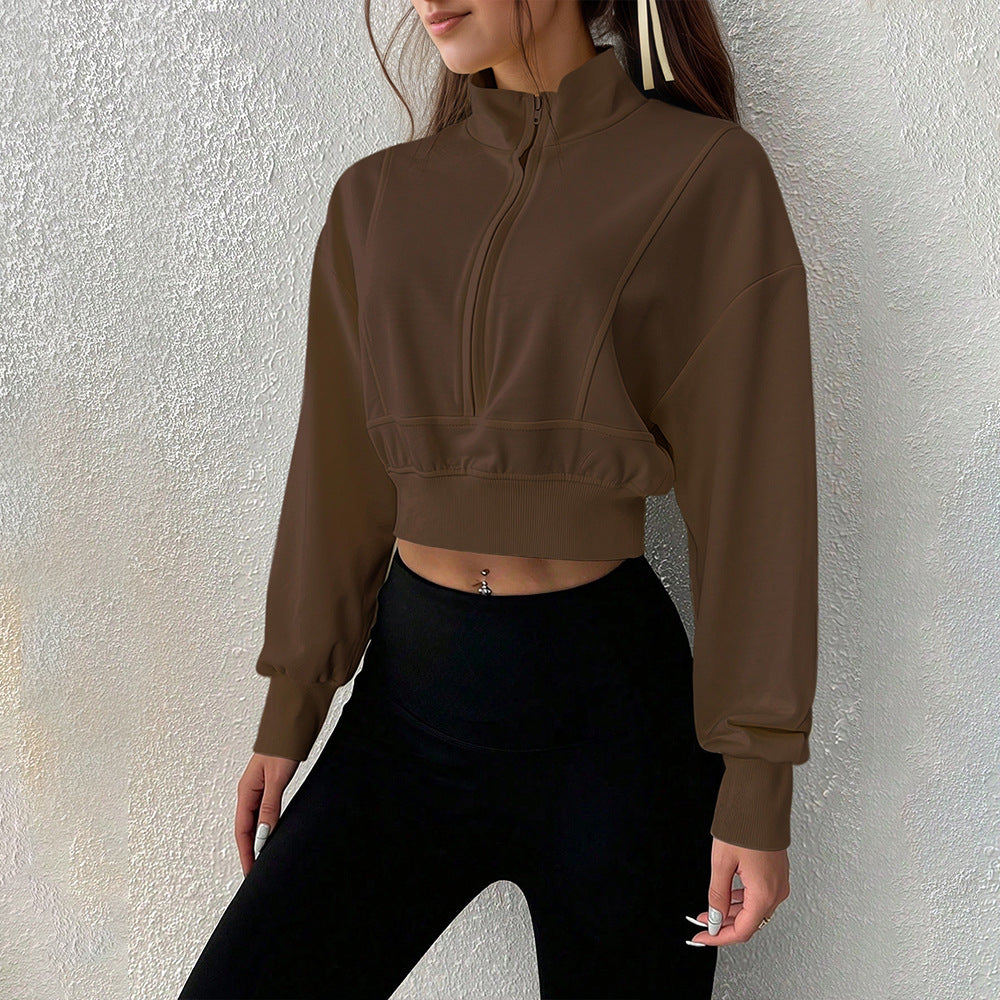Short sweatshirt for women with high zipper and soft material Chic & Stil