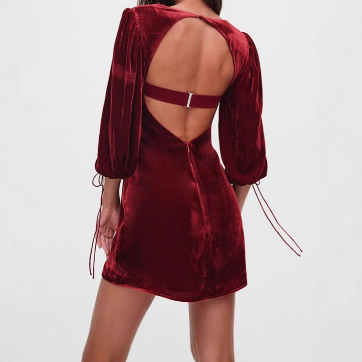 Short velvet dress for women with puff sleeves and square neckline Lune London