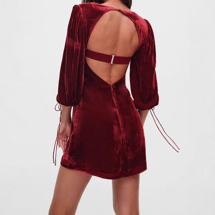 Short velvet dress for women with puff sleeves and square neckline Lune London