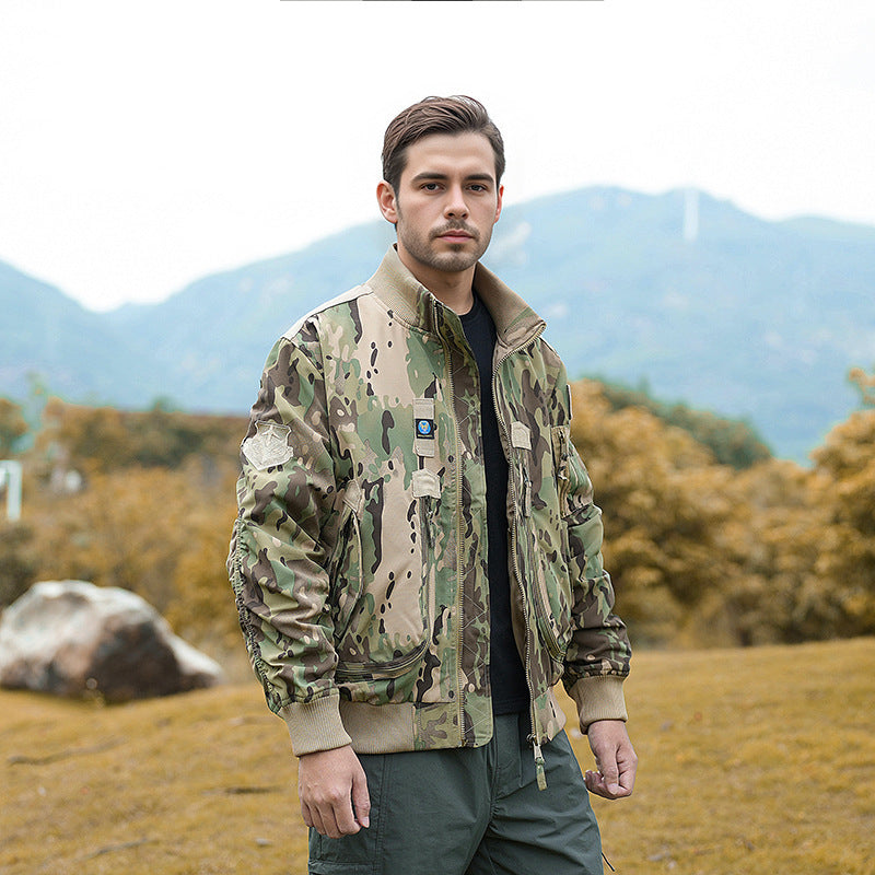Camouflage bomber jacket for men with practical pockets and warm inner lining Lune London