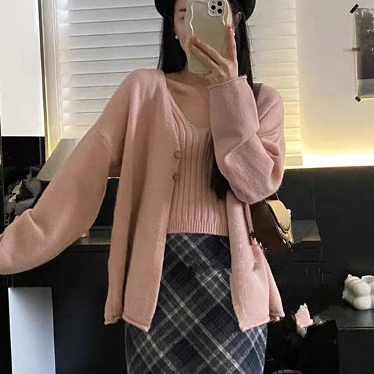 Ladies Cozy Pullover with soft texture and relaxed fit Lune London