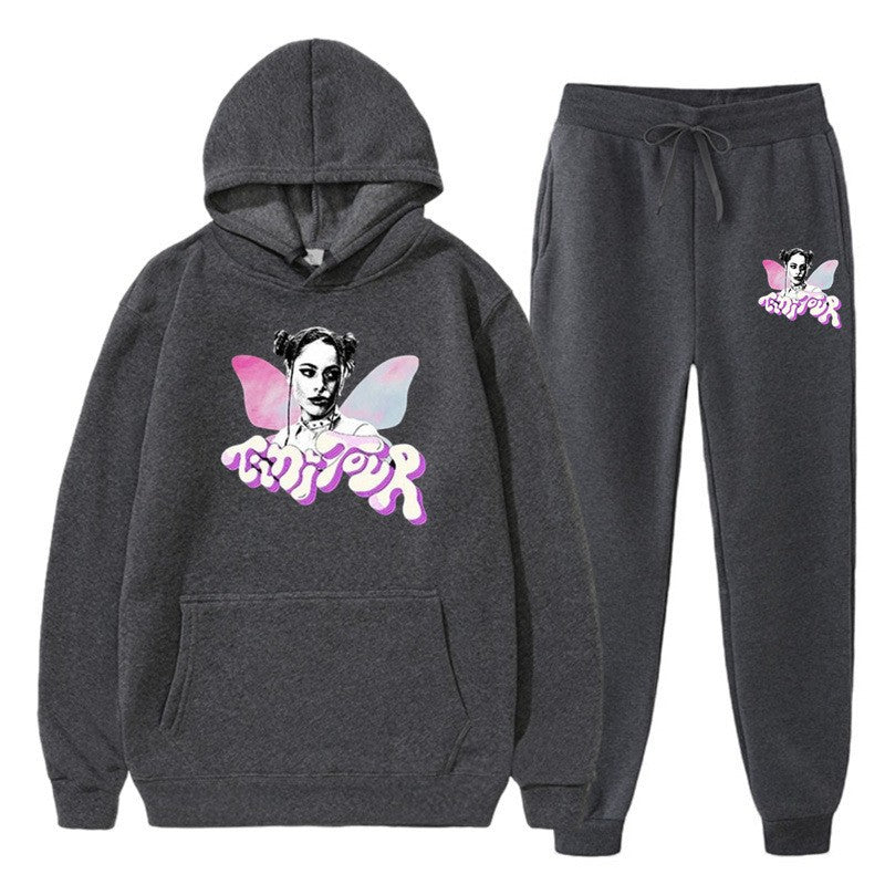 Women's sweatshirt and jogging pants set with creative graphic design Chic & Stil