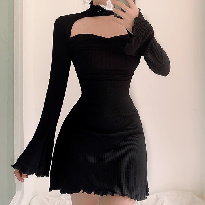 Women Elegant Mini Dress with Longer Sleeves and a Refined Neckline Lune London
