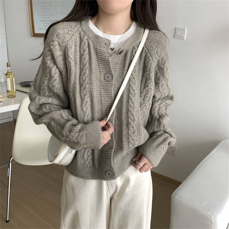 Cardigan épais en tricot pour femmes avec motif en câble et manches larges Chic & Stil