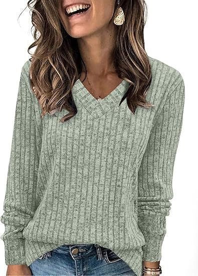 Knit sweater for women with V-neck and structured ribbed design Lune London