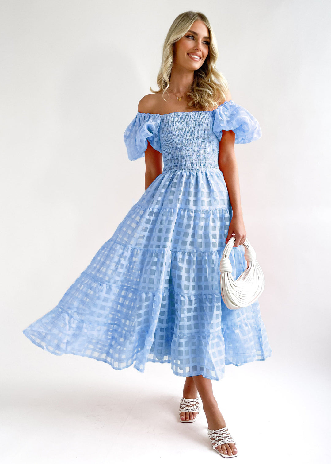 Maxi dress for women with puff sleeves and elastic top Chic & Stil