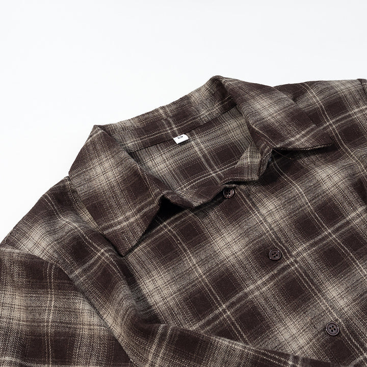 Chemise à carreaux pour femmes avec un design innovant enroulé Chic & Stil