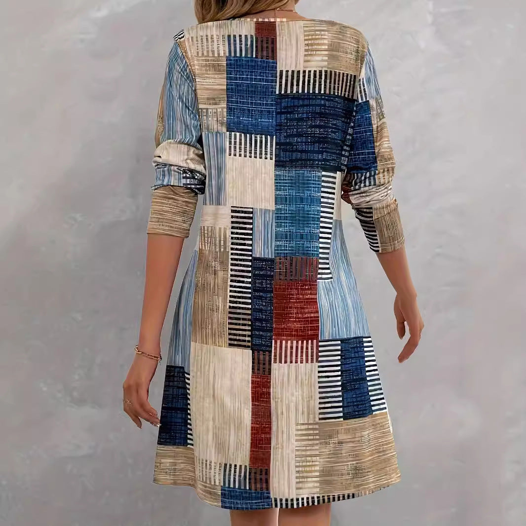 Summer dress for women with graphic pattern and relaxed fit Lune London