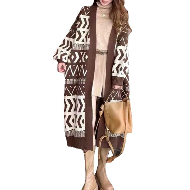 Ladies Long Cardigan with graphic design and deep pockets Lune London