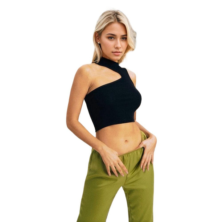 Asymmetrical short top for women with collar and gathers Chic & Stil