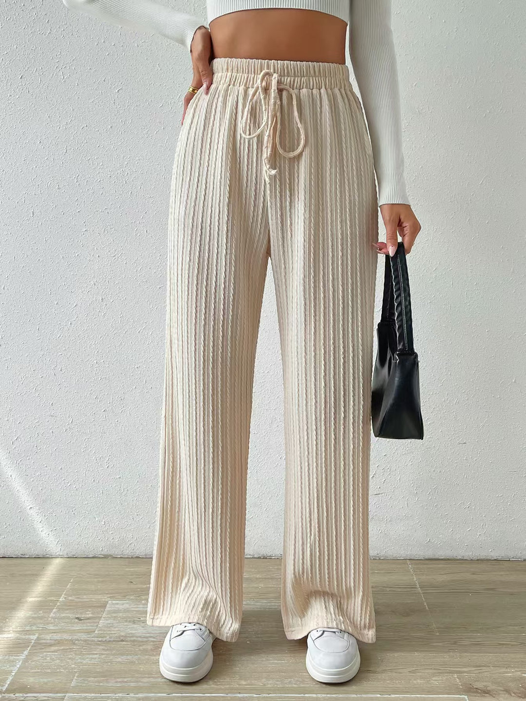 Wide palazzo pants for women with ribbed structure Lune London
