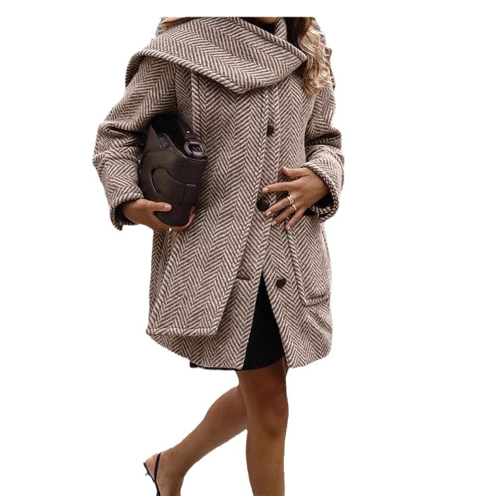 Trendy wool jacket for women with herringbone pattern and comfortable fit Lune London