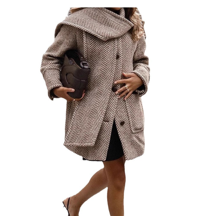 Trendy wool jacket for women with herringbone pattern and comfortable fit Lune London