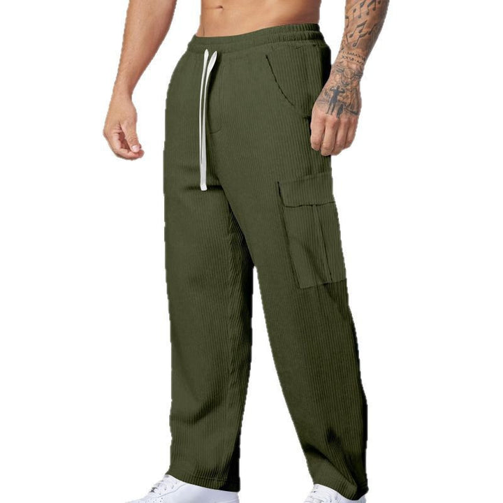 Casual cargo pants for men with elastic waist and practical pockets Lune London