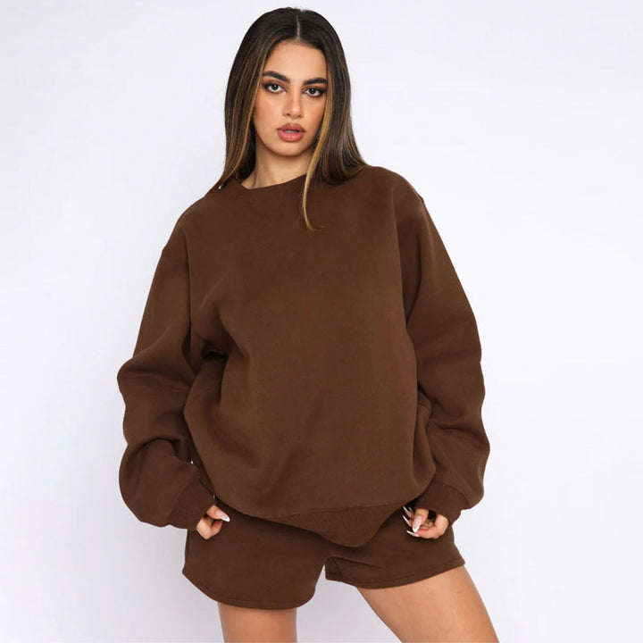 Lune London women's sporty sweatshirt and shorts set