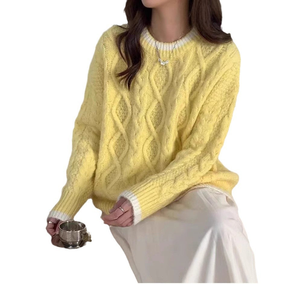 Chunky knit sweater for women with twisted pattern and contrasting collar finish Lune London
