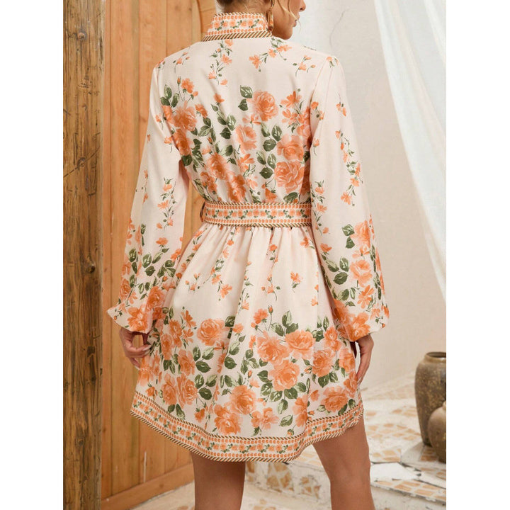 Women's dress with floral details and waist belt Lune London