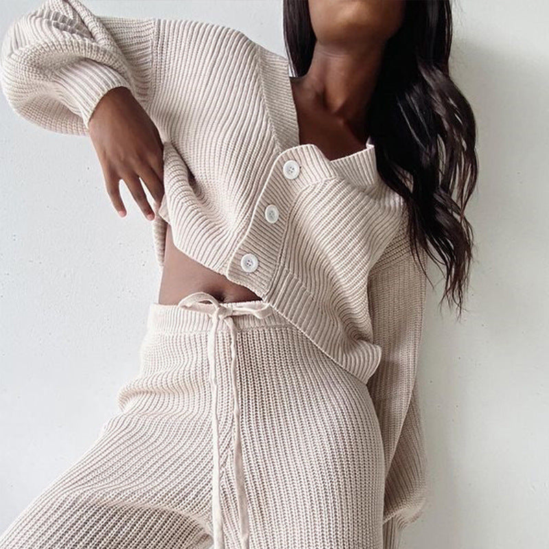 Knit loungewear set for ladies with button top and comfortable pants Lune London