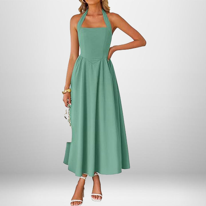 Robe maxi pour dames avec col halter décolleté et jupe fluide Chic & Stil