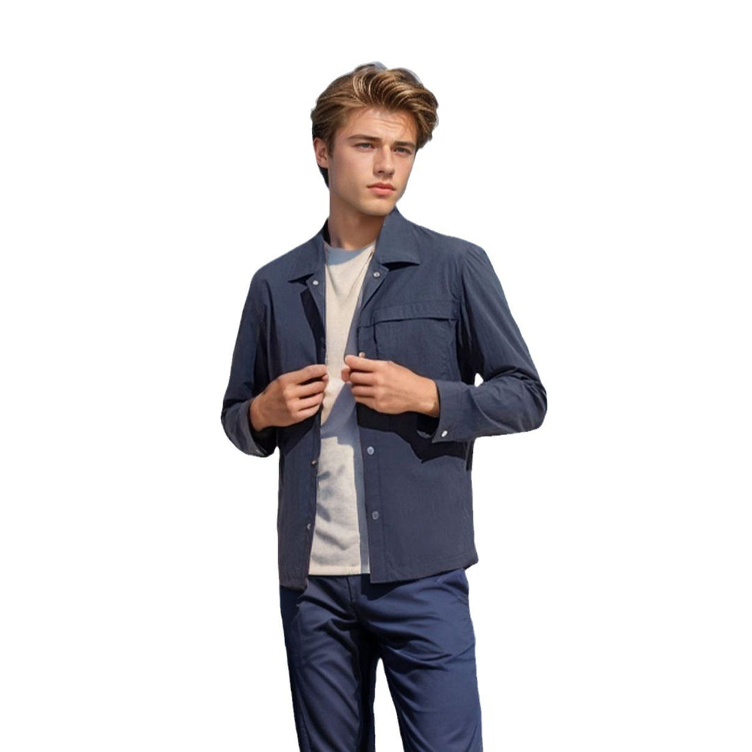 Men's technical leisure jacket with practical pockets and lightweight material Lune London