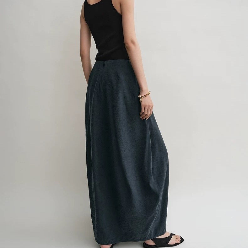 Women's maxi skirt with side slits and large pockets Lune London
