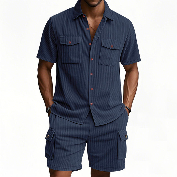 Casual shirt for men and shorts set with practical chest pockets and elastic waistband Lune London