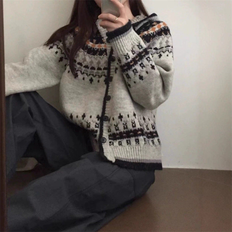 Cardigan féminin à la mode avec capuche et motif traditionnel norvégien Chic & Stil