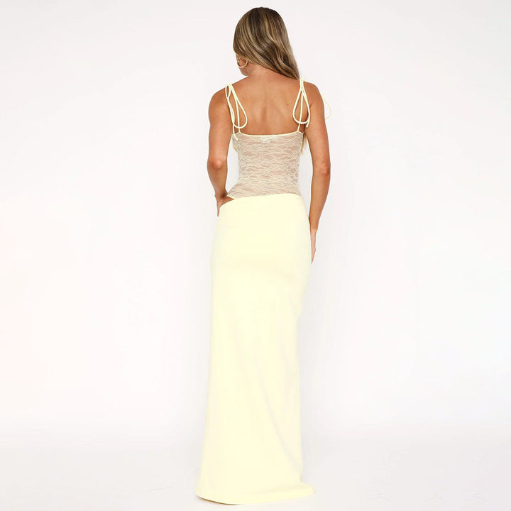 Women's Elegant Maxi Dress with Lace Top and Flattering Cut Chic Und Stil