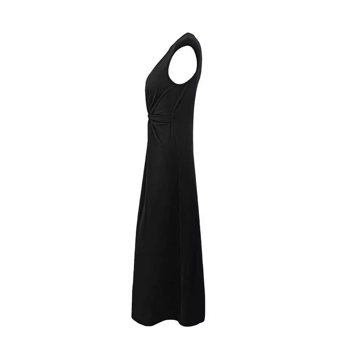 Women Elegant Evening Dress with Stylish Pleats and Figure-Hugging Cut Lune London