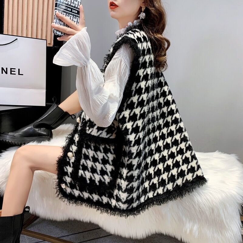 Gilet en tricot décontracté pour femmes avec motif à carreaux et boutons élégants Chic & Stil