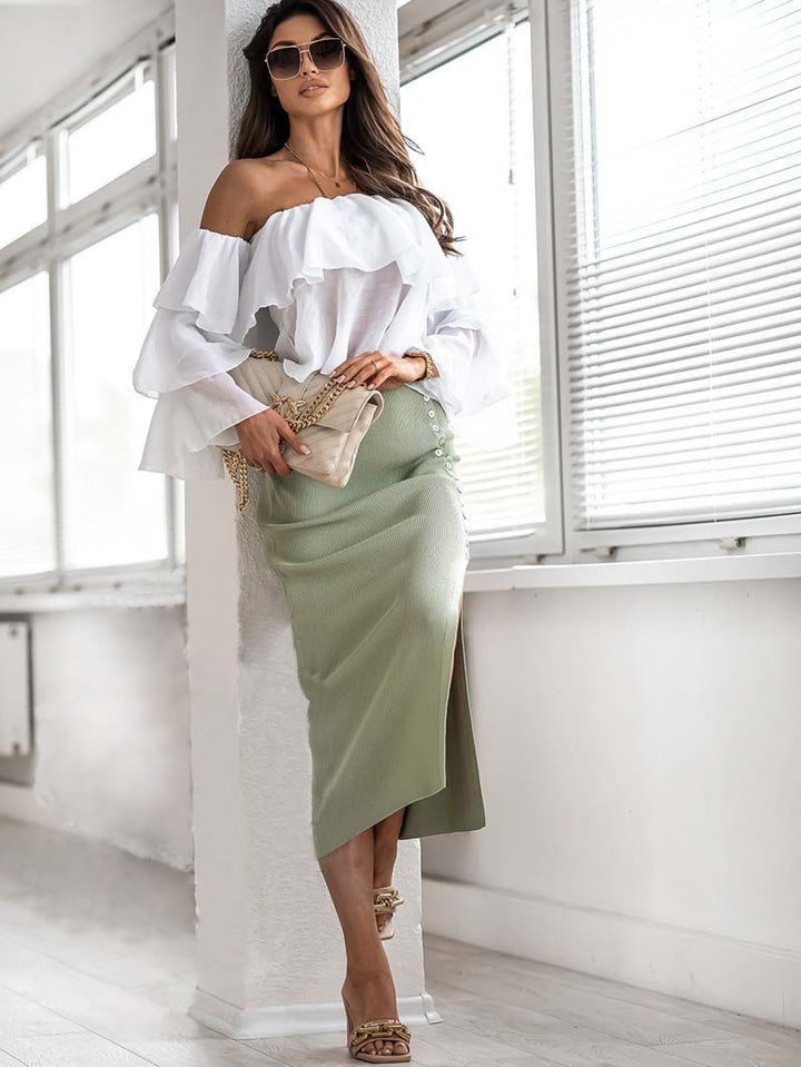 Elegant knit skirt for women with side slit and decorative buttons Chic and Style