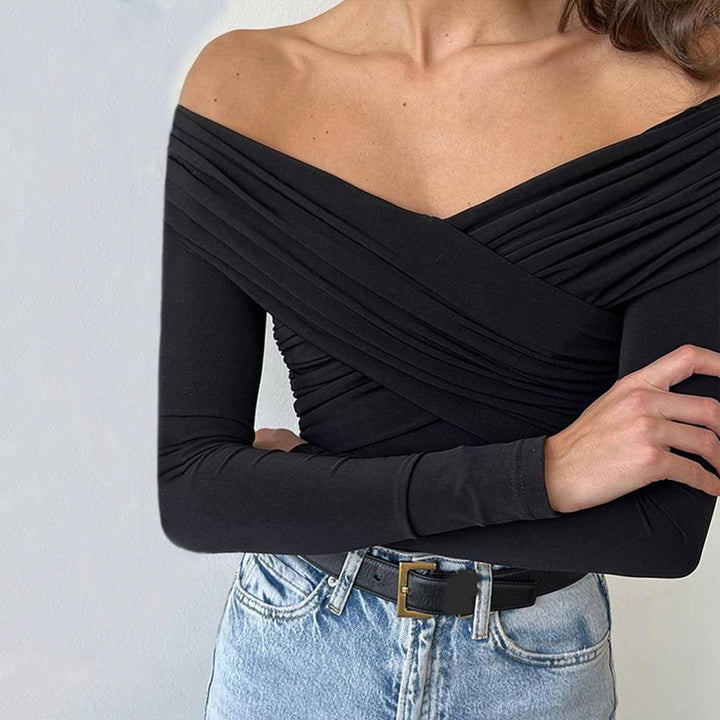 Body femme à manches longues avec un style décontracté épaule dénudée et un détail drapé sophistiqué Chic & Stil