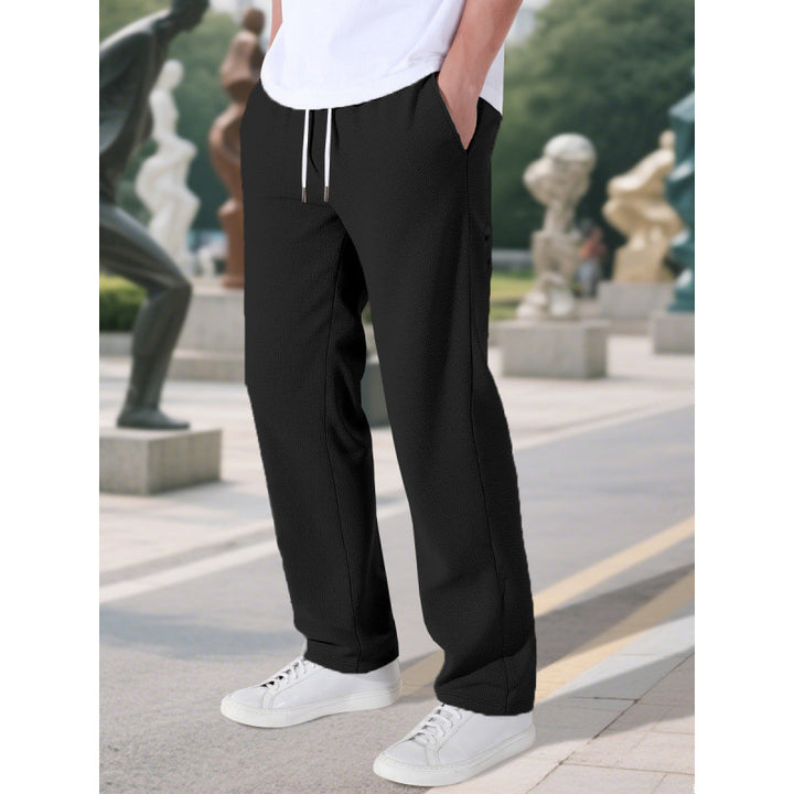 Comfortable leisure pants for men with adjustable waistband and side pockets Lune London