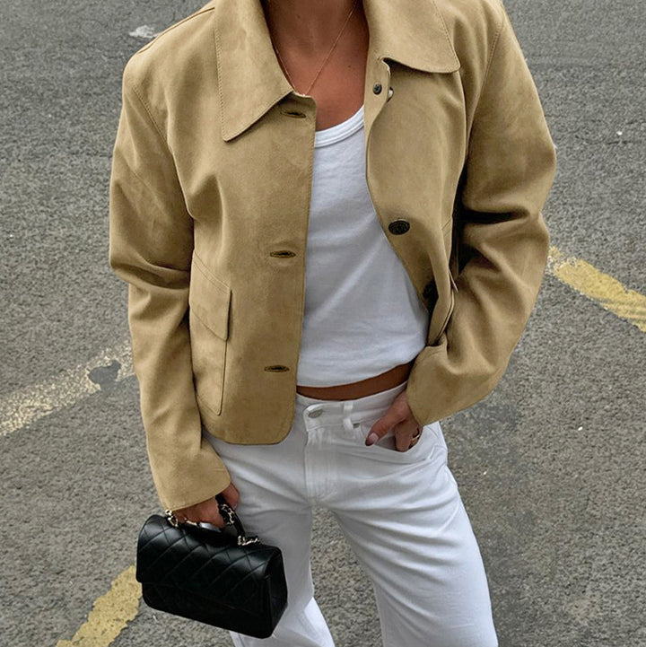 Discreet suede jacket for women with a minimalist design Lune London