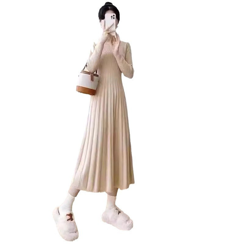 Knitted dress for women with pleated design and elegant sleeves Lune London