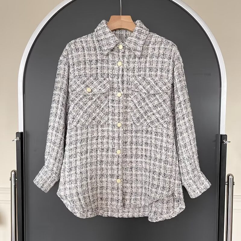 Veste chemise décontractée pour femmes avec motif à carreaux texturé Chic & Stil