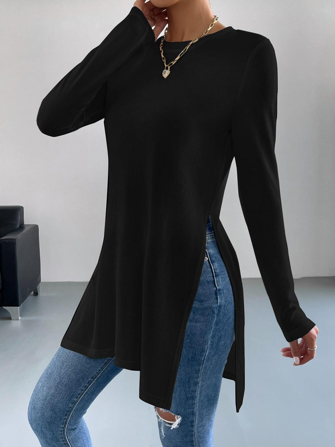 Long sleeve blouse for women with side slits and high-quality finish Lune London
