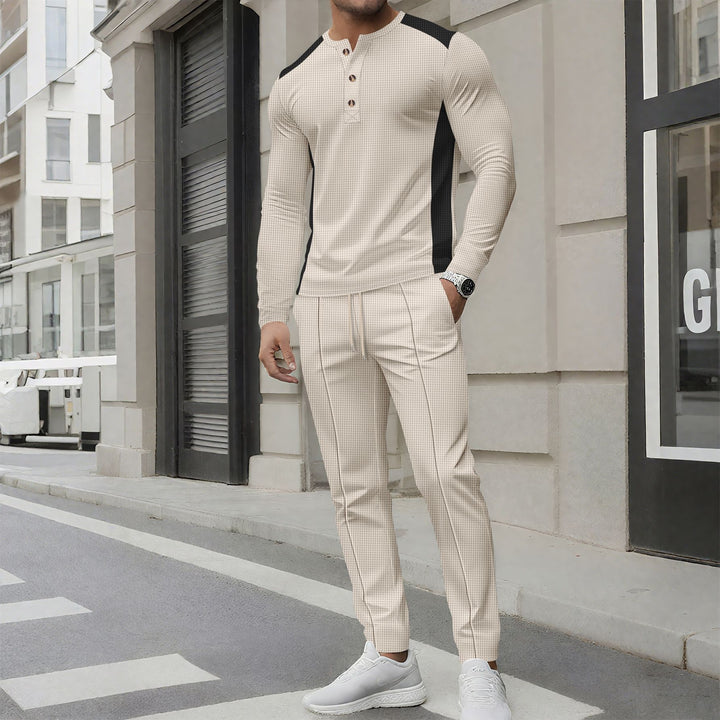 Men's leisure suit with an elegant Henley top and comfortable jogger pants Lune London