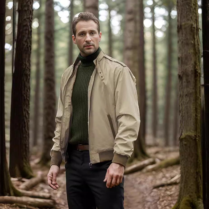 Lightweight and functional transition jacket for men with a high collar