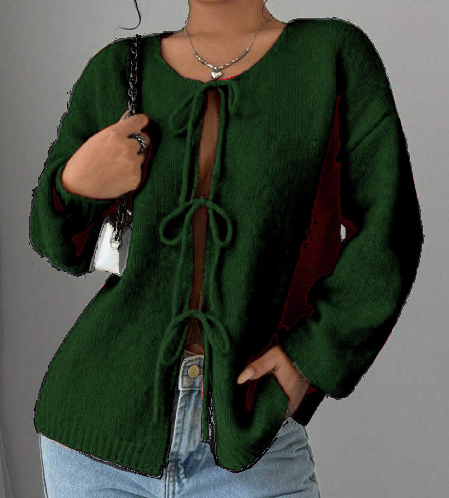 Oversized knit sweater for women with decorative lace detail Chic und Stil