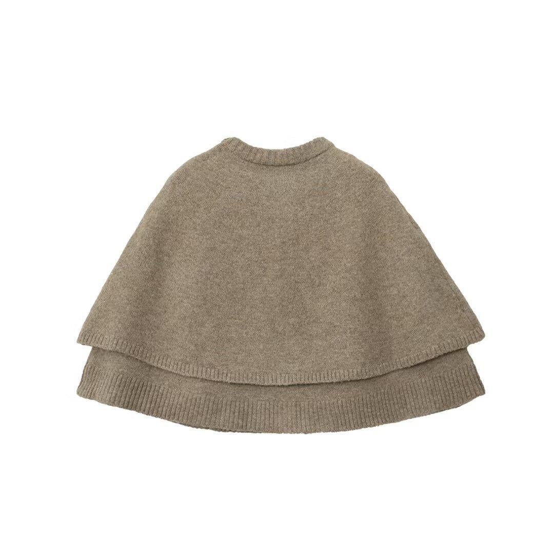Elegant knitted jacket for women with refined buttons Lune London