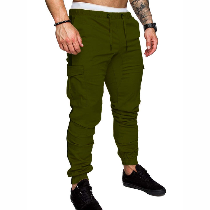 Cargo jogger pants for men with elastic waistband and practical pockets Lune London