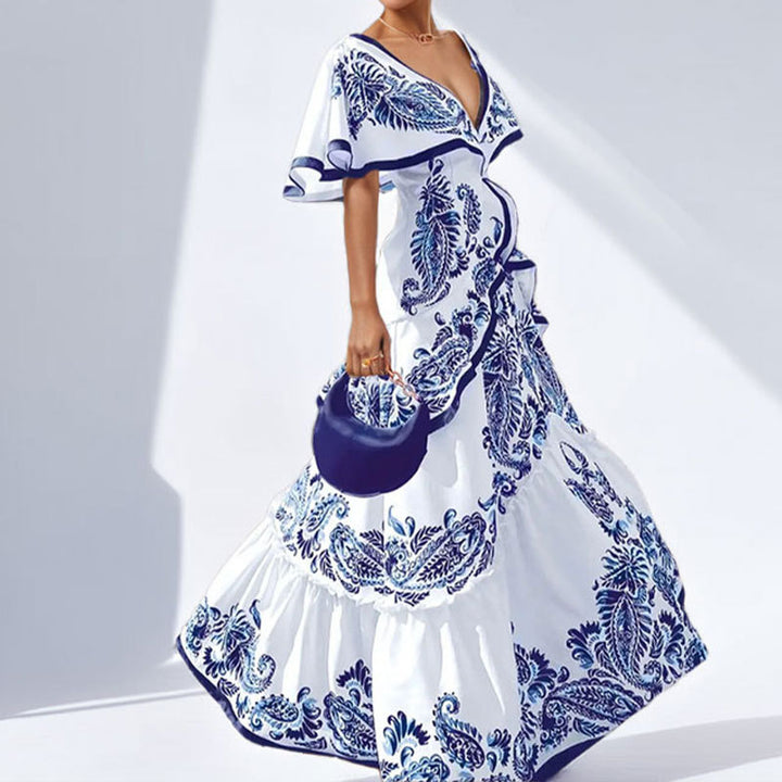 Robe maxi pour femmes avec des manches volumineuses et un motif paisley élaboré Chic & Stil